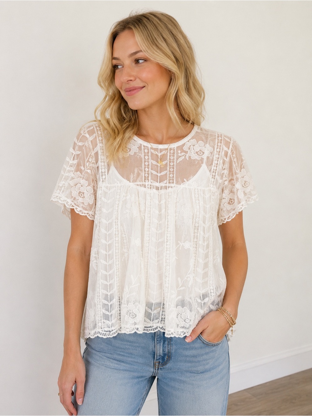 Merona White Embroidered Lace Short Sleeve Blouse L